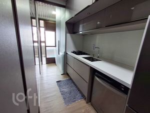 Image 17 - 850154