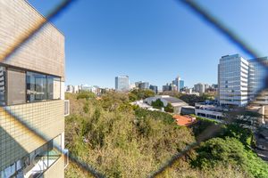 Image 5 - 850176