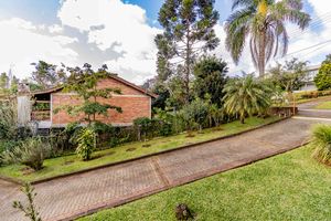 Image 19 - 850188