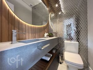 Image 19 - 850222