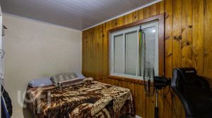 Image 19 - 850224