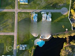 Image 6 - 850225