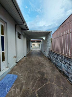 Image 17 - 850242