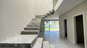 Image 6 - 850362