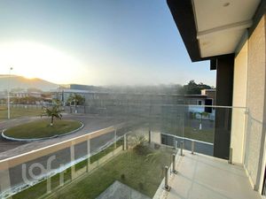 Image 3 - 850378