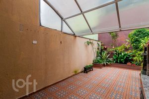 Image 10 - 850481