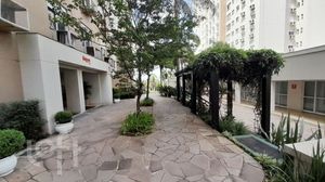 Image 17 - 850900