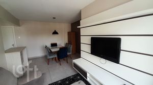 Image 6 - 850900