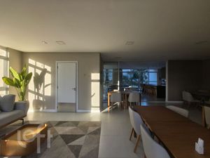 Image 19 - 850912
