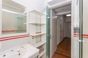Image 39 - 850920