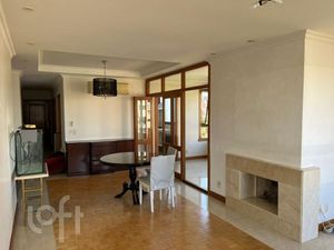 Image 5 - 850924