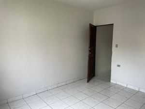 Image 3 - 850929