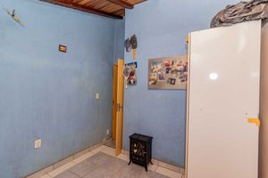 Image 39 - 850958