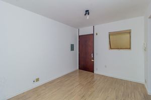 Image 3 - 850959