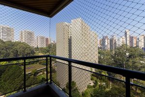 Image 4 - 850968