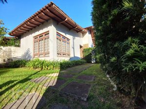 Image 1 - 850976