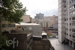 Image 17 - 850982