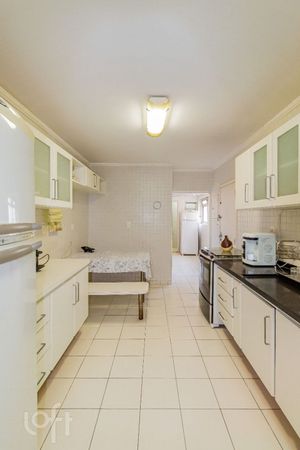 Image 34 - 850986