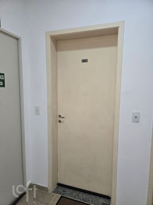 Image 30 - 851019