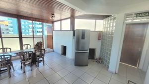 Image 17 - 851030