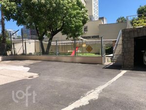 Image 18 - 851034