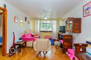 Image 1 - 851060