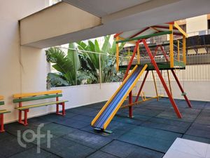 Image 7 - 851151