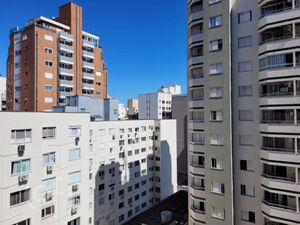 Image 9 - 851151