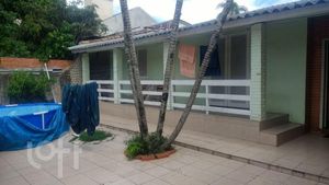 Image 1 - 851192