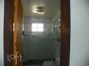 Image 5 - 851241