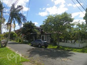 Image 37 - 851241