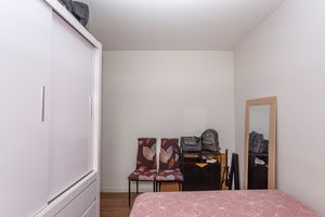 Image 19 - 851299