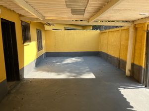 Image 3 - 851311