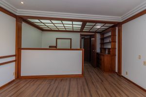 Image 4 - 851321