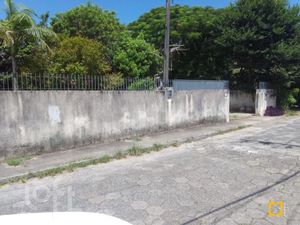 Image 4 - 851349