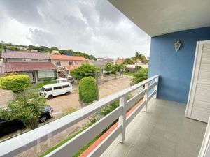Image 9 - 851370