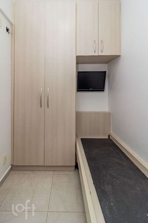 Image 37 - 851479