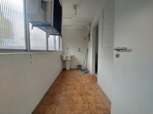 Image 15 - 851502