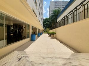 Image 33 - 851502