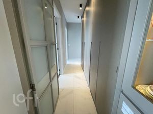 Image 15 - 851516