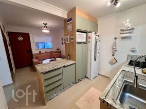 Image 1 - 851526