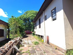 Image 21 - 851535