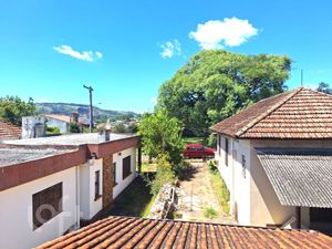 Image 12 - 851535