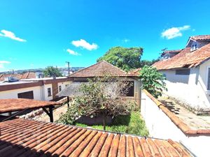 Image 11 - 851535