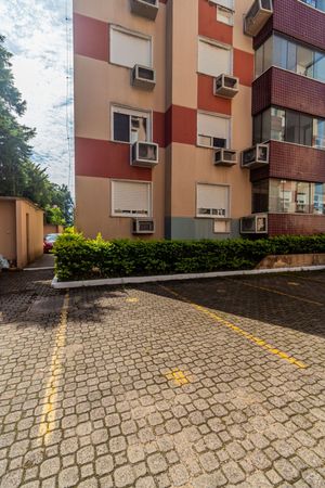 Image 17 - 851541