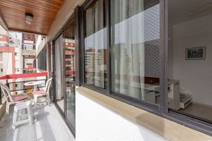 Image 3 - 851546