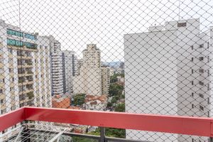 Image 19 - 851546