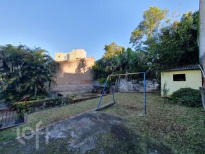 Image 1 - 851548