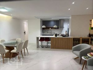 Image 15 - 851555