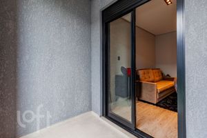 Image 23 - 851570